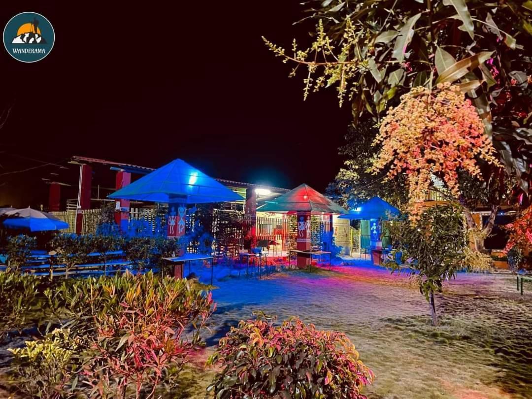 Van Vagdo Resort Rajpipla Buitenkant foto